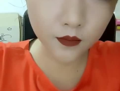 抠眼皮小姐姐,揭秘抠眼皮小姐姐的时尚魅力